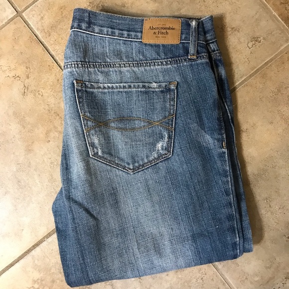 🌲Abercrombie & Fitch Distressed Jeans - Picture 2 of 8